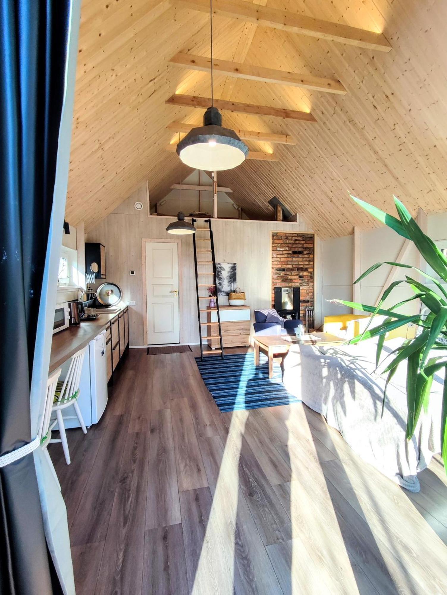 Modern Sauna Cabin In Horse Ranch Liyeplauke Dış mekan fotoğraf